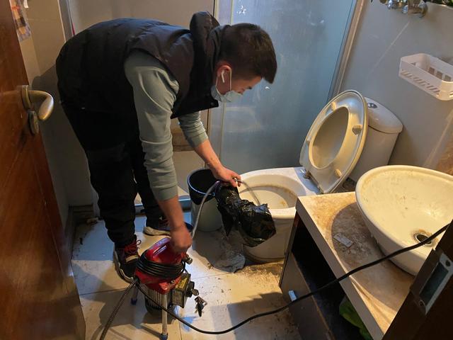 山海关马桶疏通-疏通下水道