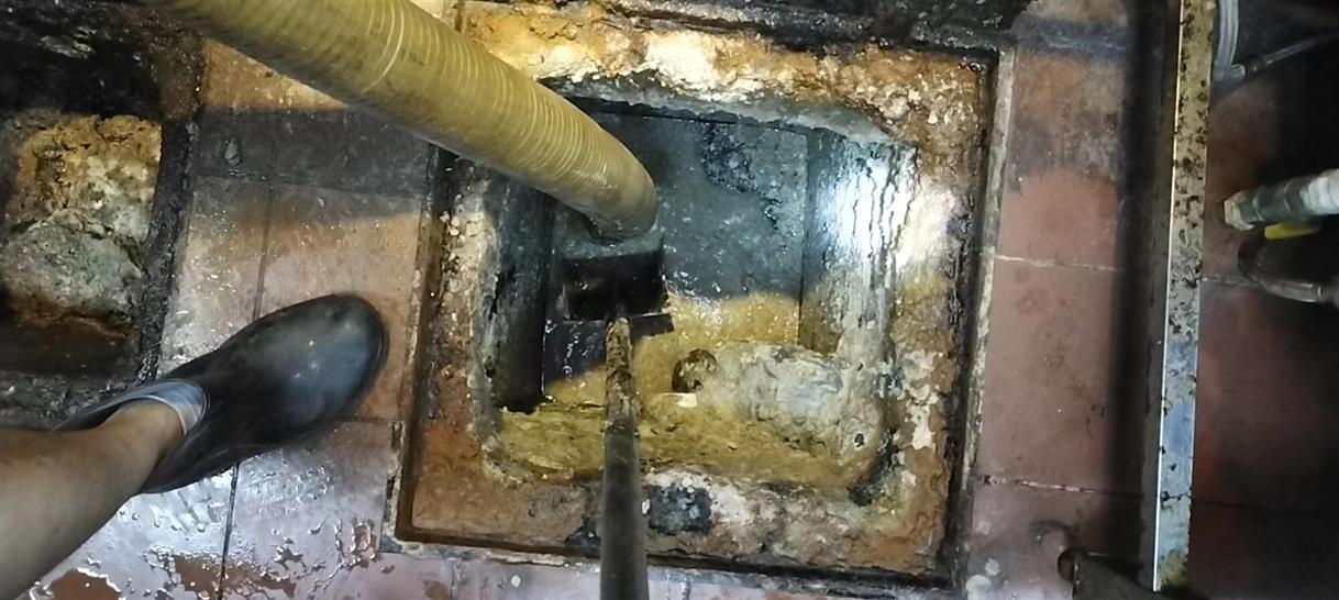 山海关化油池清理-污水池清掏